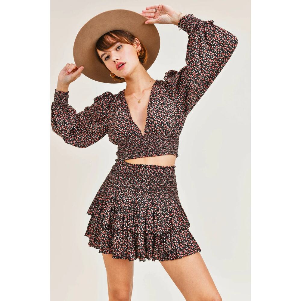 Reset Black Floral Cropped Smocked Long Sleeve Blouse Women's Size Medium